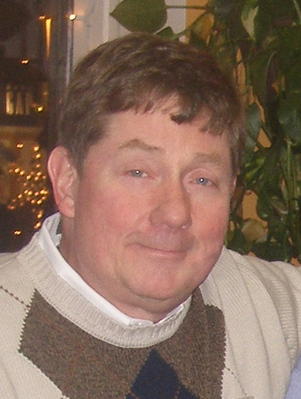 Chris rebs headshot (1)